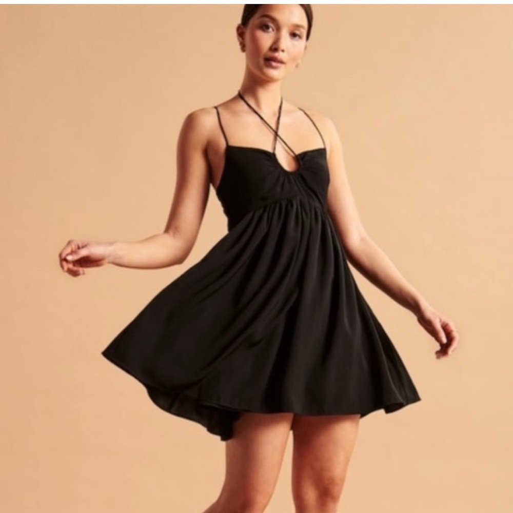 Abercrombie Strappy Flirty Mini Dress Size L